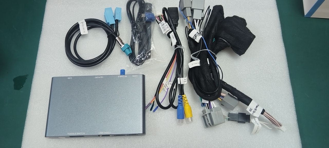 Range Rover Vogue L405 / Sport L494 CarPlay Retrofit Kit MMI Box