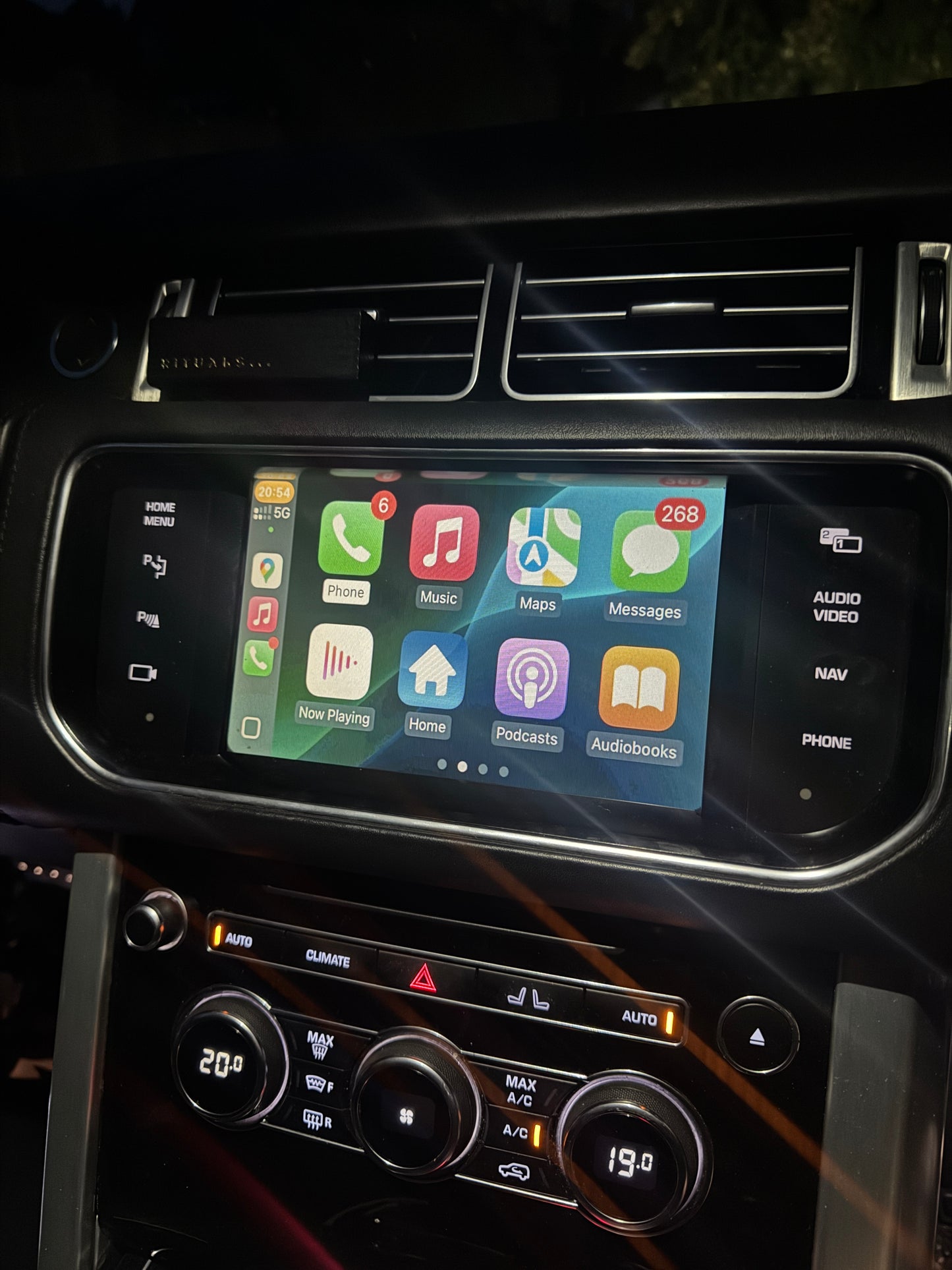 Range Rover Vogue L405 / Sport L494 CarPlay Retrofit Kit MMI Box